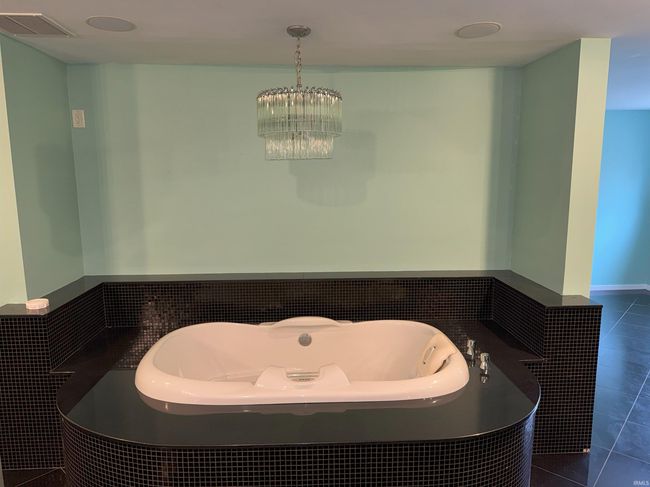 1550 E Pointe Club Dr, House other with 4 bedrooms, 6 bathrooms and null parking in Bloomington IN | Image 16