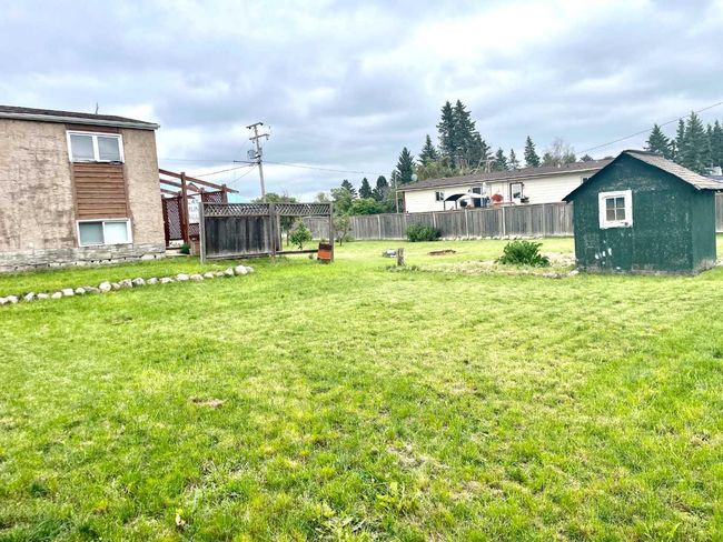5044 50 St, House other with 4 bedrooms, 2 bathrooms and 4 parking in Islay AB | Image 14