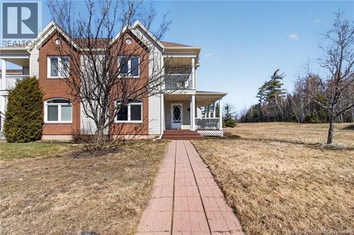 145 Royal Oaks Blvd, Moncton, NB, E1H2P7 | Card Image