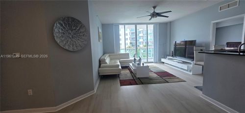 806-7900 Harbor Island Dr, North Bay Village, FL, 33141-4281 | Card Image