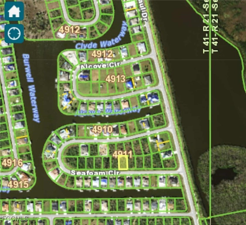 Land in Port Charlotte