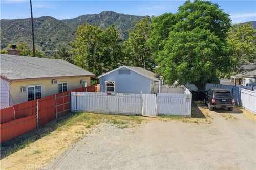 17797 Grand A & B, Lake Elsinore, CA, 92530 | Card Image