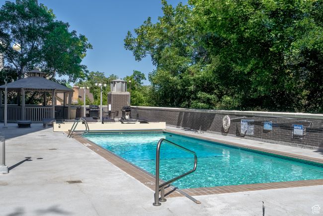 APT-9J - 777 E South Temple, Condo with 2 bedrooms, 2 bathrooms and 3 parking in Salt Lake City UT | Image 28