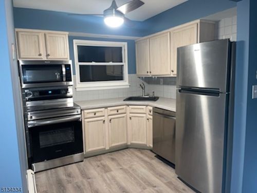 222-527 Andria Ave, Hillsborough, NJ, 08844-4835 | Card Image