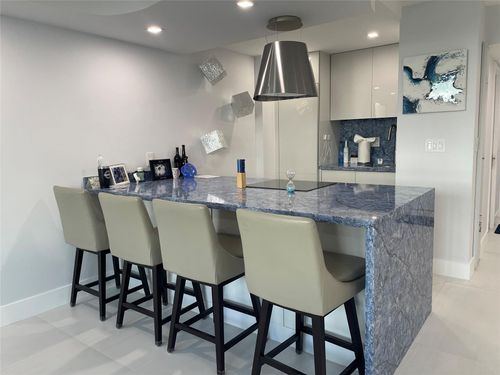apt-2d-209 N Fort Lauderdale Beach Blvd, Fort Lauderdale, FL, 33304-4335 | Card Image