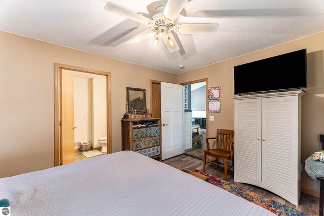 9531 Sunrise Ct, House other with 4 bedrooms, 3 bathrooms and null parking in Mesick MI | Image 14