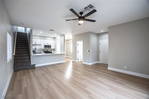 1424 Bow Creek Ct, Las Vegas, NV, 89128-0587 | Card Image