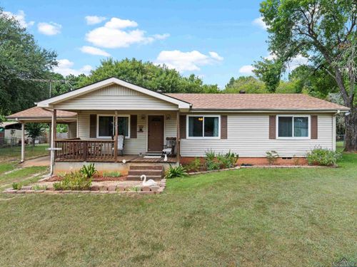 226 Circle Ridge Dr, Gilmer, TX, 75645-7247 | Card Image