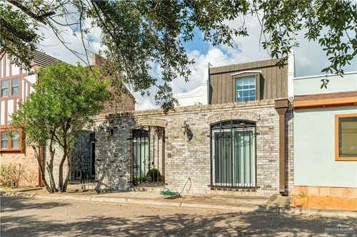 1002 S Border Ave, Weslaco, TX, 78596-7424 | Card Image