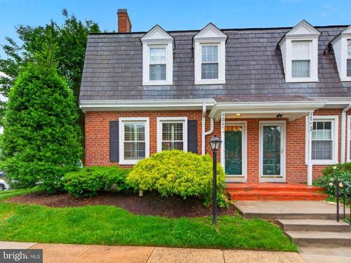 a-4656 36th St S, ARLINGTON, VA, 22206-1722 | Card Image