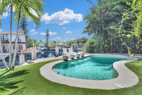 5560 Ne 7th Ave, Boca Raton, FL, 33487-4109 | Card Image