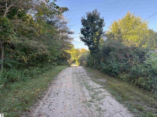 #-40 E Northwind Trl, Lake Leelanau, MI, 49653 | Card Image