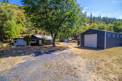 197 Highway 11, House other with 3 bedrooms, 2 bathrooms and 1 parking in Orofino ID | Image 1