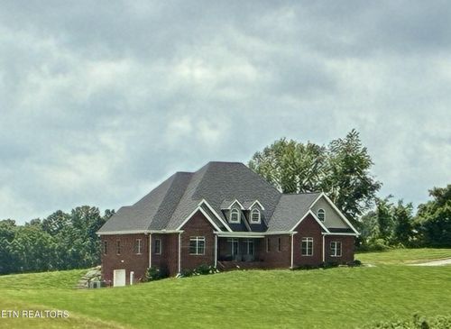257 Holt Ridge Rd, Tazewell, TN, 37879-4708 | Card Image