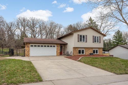 8175 137th Street W, Apple Valley, MN, 55124 | Card Image