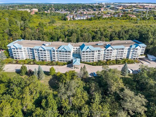 501-900 Bogart Mill Trail, Newmarket, ON, L3Y8V5 | Card Image