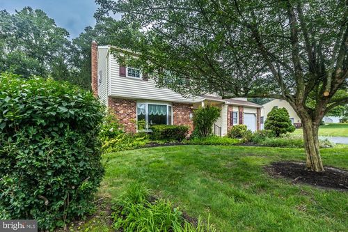 106 Noel Cir, EXTON, PA, 19341-1751 | Card Image