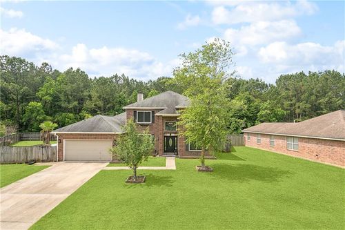 107 Penn Mill Lakes Blvd, Covington, LA, 70435-0574 | Card Image