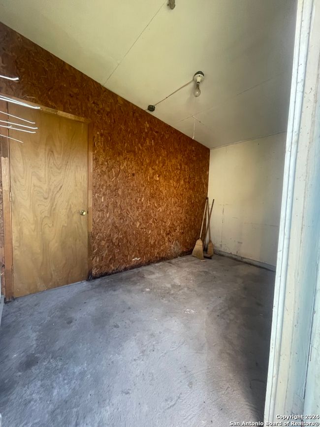 1902 College St, House other with 3 bedrooms, 2 bathrooms and null parking in Junction TX | Image 10