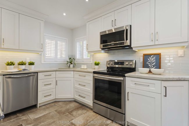 918 Alanbury Cres, House other with 4 bedrooms, 4 bathrooms and 4 parking in Pickering ON | Image 8