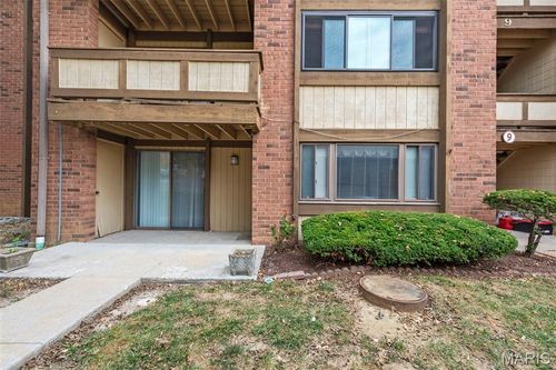 apt-b-9 Fairways Cir, Saint Charles, MO, 63303-3306 | Card Image
