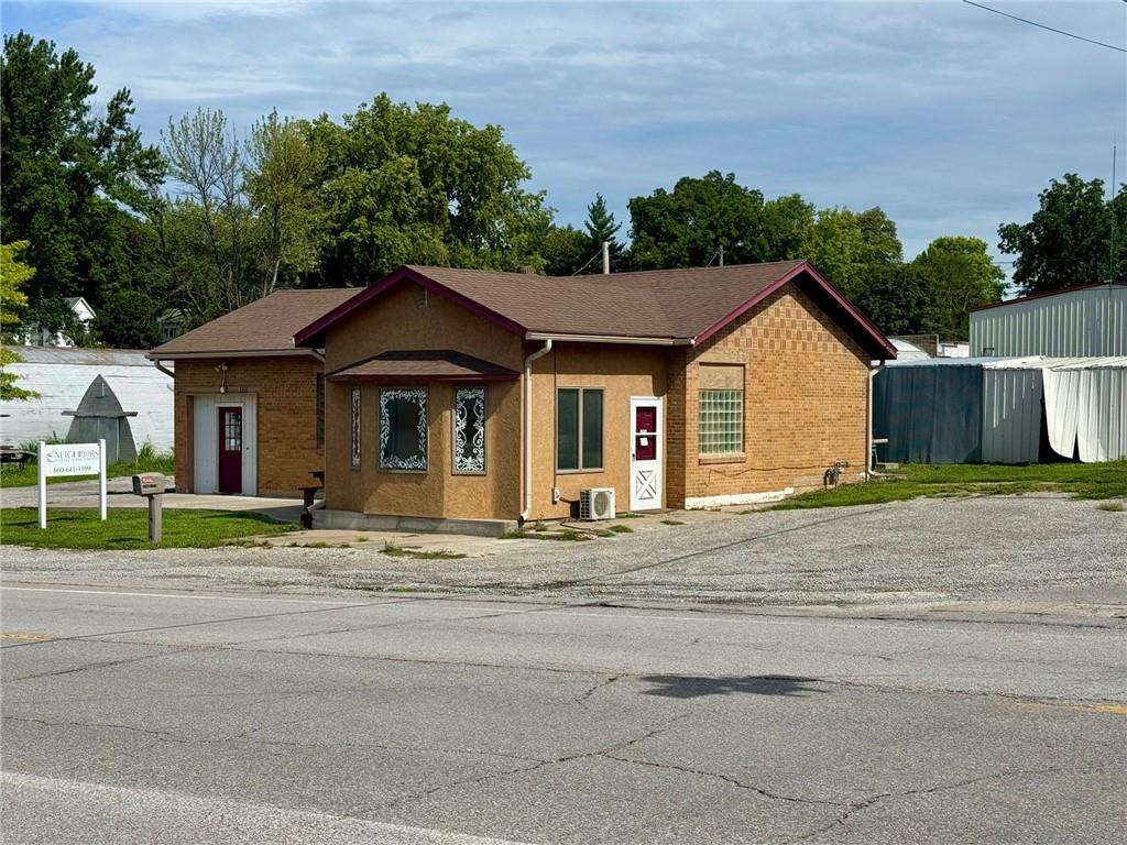 Business Opportunity in Waverly 3