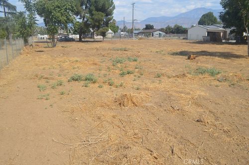 671 W Avenue L, Calimesa, CA, 92320 | Card Image