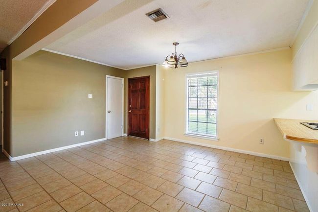Idlewood, 704 living area | Image 8