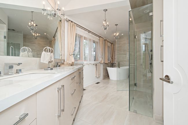 14240 W Forest Dr, House other with 3 bedrooms, 4 bathrooms and 3 parking in Lake Forest IL | Image 24