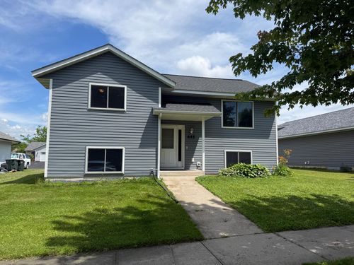 445 Maryland St Nw, Hutchinson, MN, 55350-5009 | Card Image