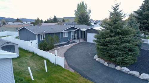 471 N 8th E, Soda Springs, ID, 83276-1394 | Card Image