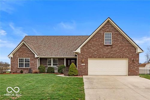 3657 S Cedar Creek Ln, New Palestine, IN, 46163-8720 | Card Image