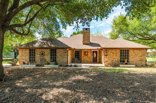 500 Seneca Dr, Waxahachie, TX, 75165-6433 | Card Image