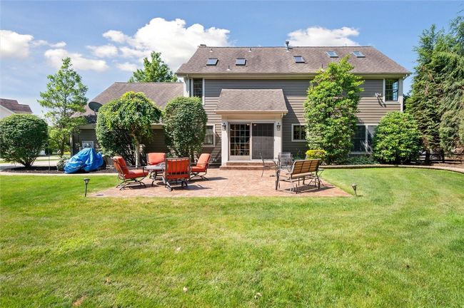 205 Elmhurst Circle, House other with 4 bedrooms, 4 bathrooms and 3 parking in Cranberry Twp PA | Image 47