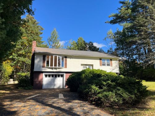 10 Douglas Drive, Ayer, MA, 01432 | Card Image