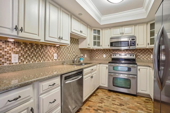 APT-208 - 4201 N Ocean Blvd, Condo with 2 bedrooms, 2 bathrooms and null parking in Boca Raton FL | Image 7