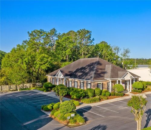 7675 Cottage Hill Rd, Mobile, AL, 36695-2843 | Card Image