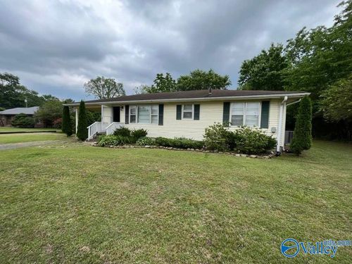 104 Guntersville Rd, Arab, AL, 35016-1126 | Card Image