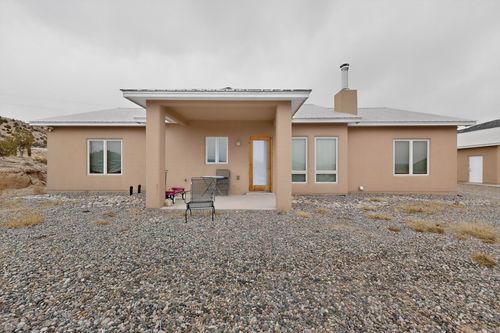 2 Lady Hawk Ln, Ojo Caliente, NM, 87549-7005 | Card Image