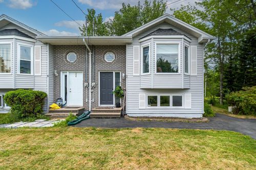 2 Hemlock Dr, Elmsdale, NS, B2S1B7 | Card Image