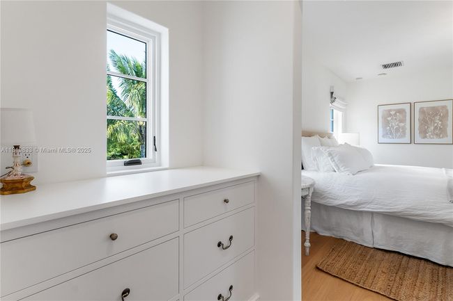 1225 N Greenway Dr, House other with 5 bedrooms, 5 bathrooms and null parking in Coral Gables FL | Image 37