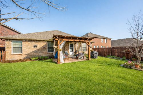 2300 Horseback Trl, Fort Worth, TX, 76177-7576 | Card Image
