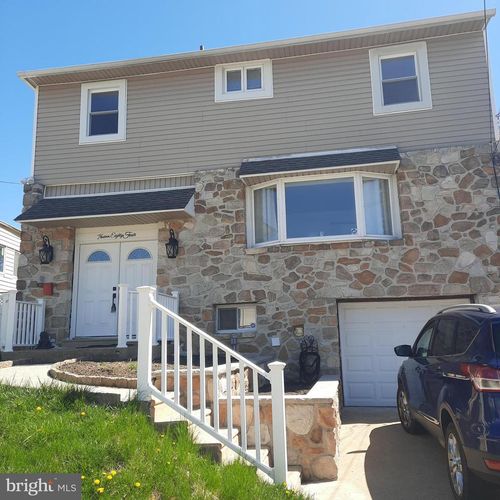 1984 King Arthur Rd, PHILADELPHIA, PA, 19116-3838 | Card Image