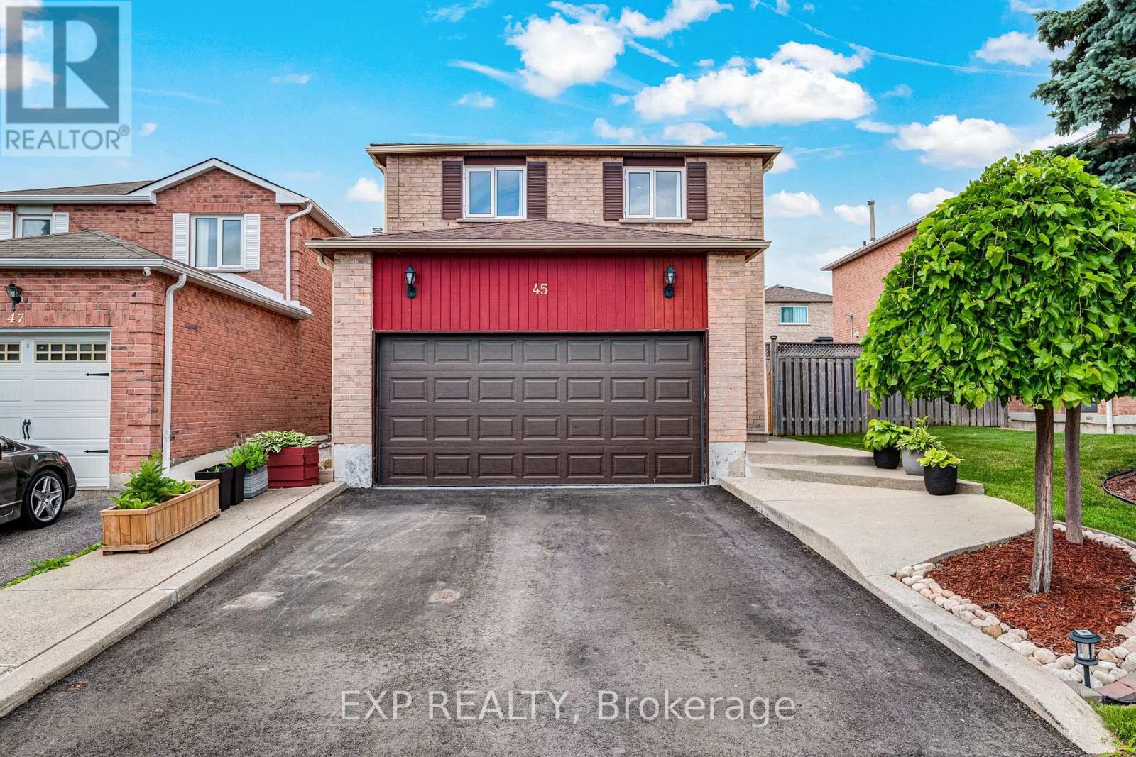 Residential in Brampton (Heart Lake West) 2