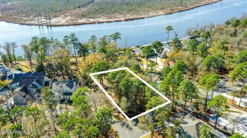 929 Chair Rd, Castle Hayne, NC, 28429-1601 | Card Image