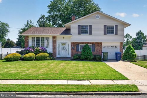 43 Charter Oak Ln, MARLTON, NJ, 08053-1039 | Card Image