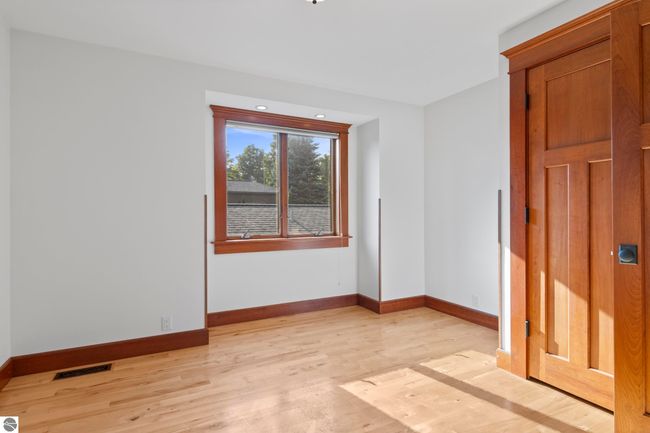 12305 3 Rd St, House other with 5 bedrooms, 4 bathrooms and null parking in Kewadin MI | Image 28