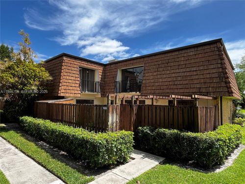 1026 10th Ln, Green Acres, FL, 33463 | Card Image