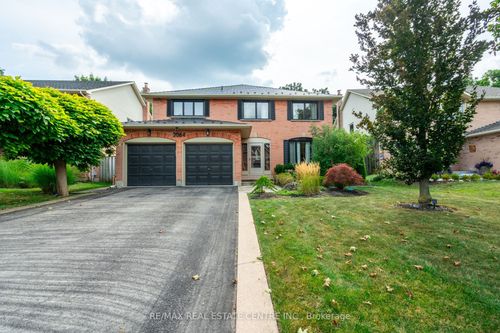 2064 Trillium Crt, Burlington, ON, L7M2S6 | Card Image