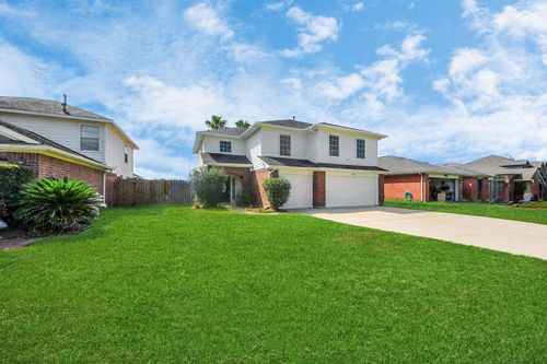 9226 Wichita Dr, La Porte, TX, 77571-4421 | Card Image